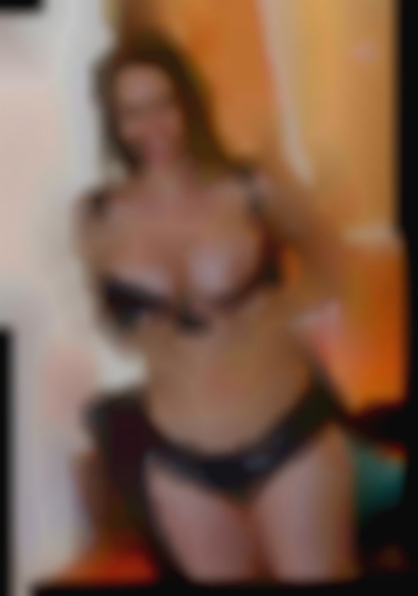 Wife girls with string faking hard!!!